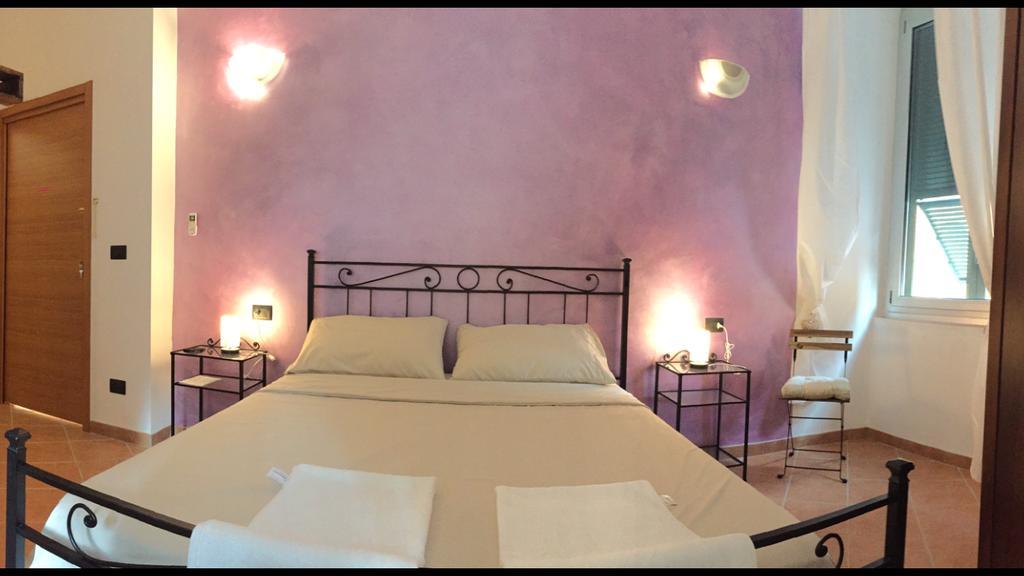 Affittacamere Virginia'S Rooms Genua Exteriör bild